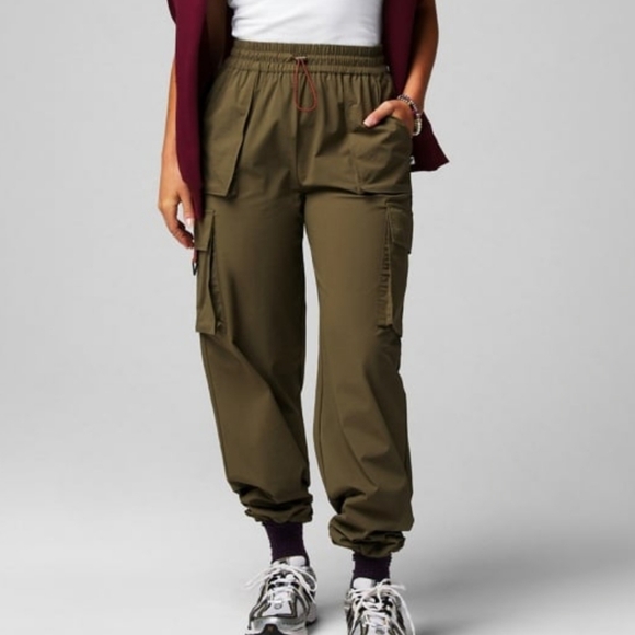 Fabletics Olive Green Heights Cargo Pant Size XXL/1X - Picture 2 of 7
